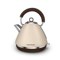 Morphy Richards 102101 Special Edition Accents Pyramid Kettle in Sand